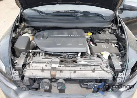 2016 Jeep Cherokee Trailhawk from USA, damaged, VIN 1C4PJMBS1GW226864